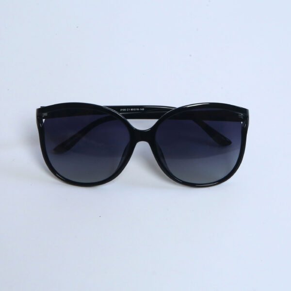 Oversized Cat eye